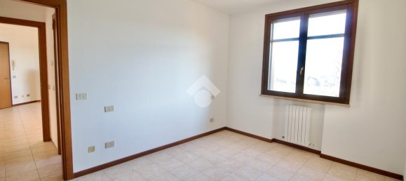 2 rooms Apartment in Reggio Emilia, Italy No. 4705 17