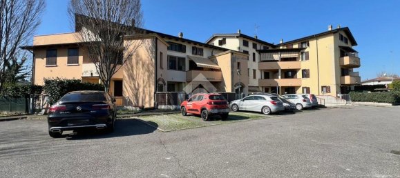 2 rooms Apartment in Reggio Emilia, Italy No. 4705 28
