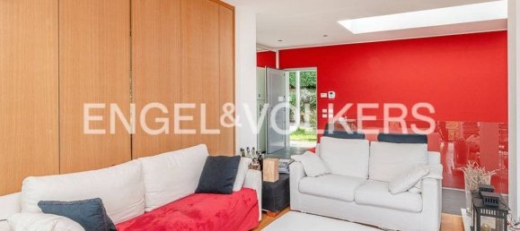 4 bedrooms Villa in Lecco, Italy No. 332115 9