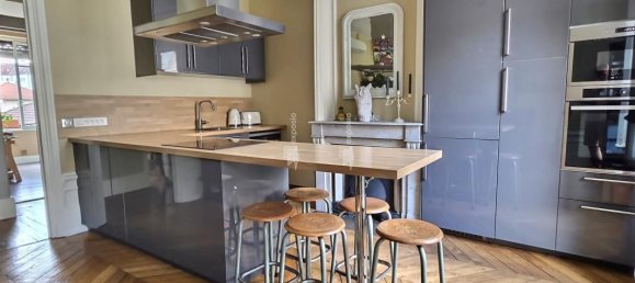 Apartamento de 3 dormitorios en Lyon, France No. 343468 3