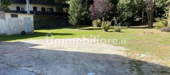 Estudio en Antey Saint Andre, Italy No. 111839 13