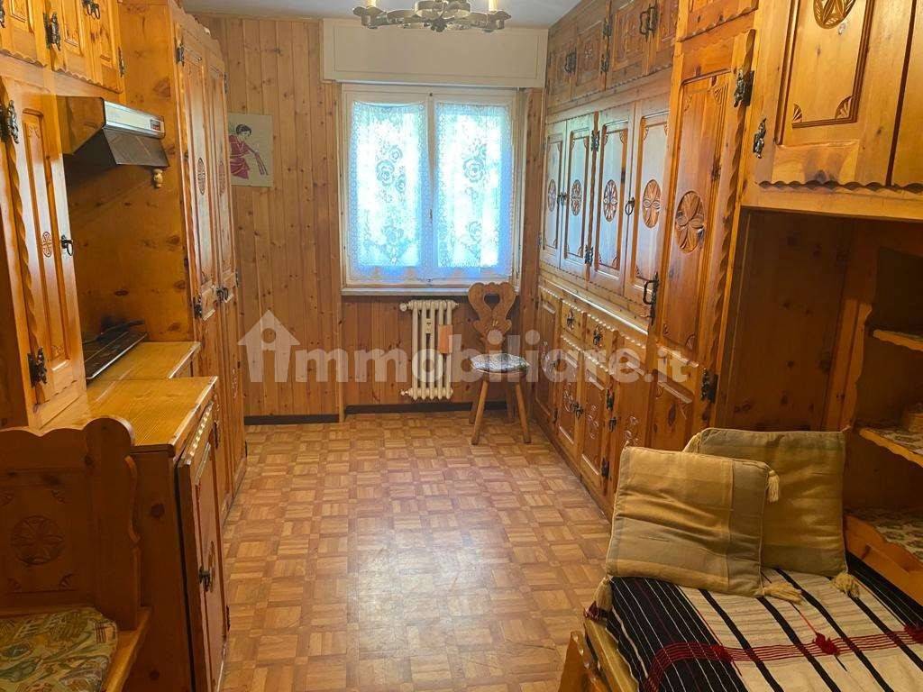 Estudio en Antey Saint Andre, Italy No. 111839