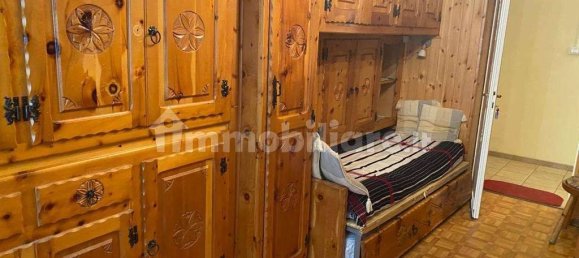 Estudio en Antey Saint Andre, Italy No. 111839 3