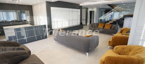 Wohnung 4+1 in Antalya, Turkey, Nr. 913 9