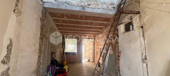 2-salle Appartement à San Salvo, Italy No. 25347 2