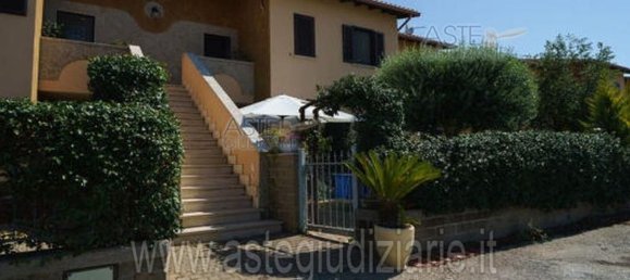 11 rooms House in Capena, Italy No. 8830 62
