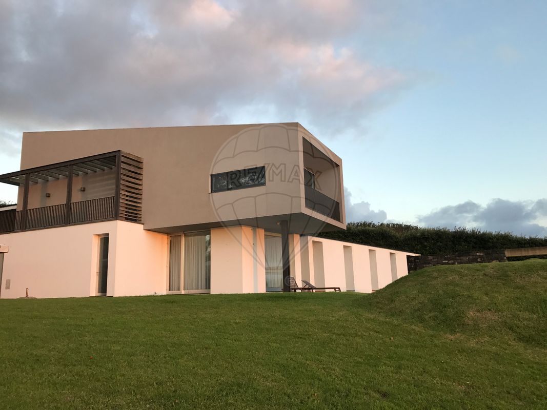 3 bedrooms House in Lagoa, Portugal No. 162578