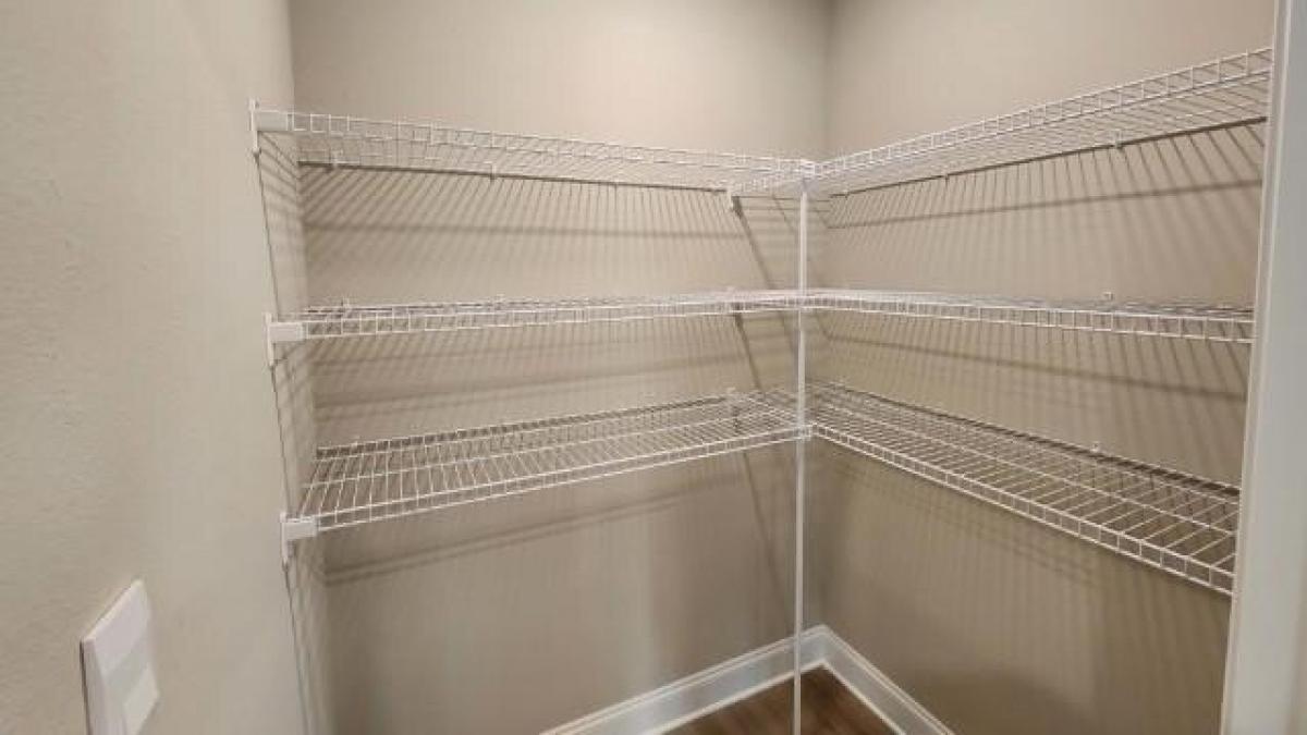 5 bedrooms House in Mobile, USA No. 421872