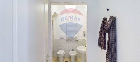 3 rooms House in Anzio, Italy No. 221339 7