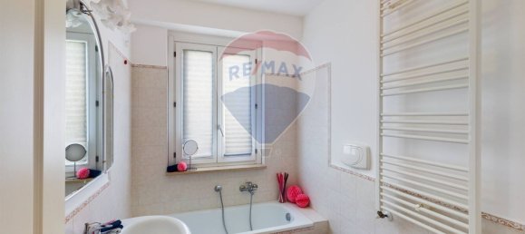 3 rooms House in Anzio, Italy No. 221339 16