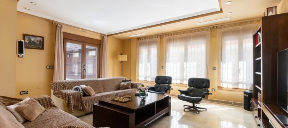 4 bedrooms Villa in Alicante, Spain No. 129207 5