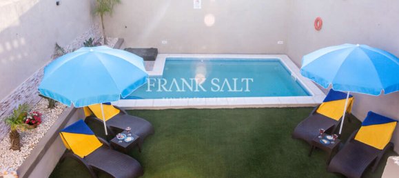 5 bedrooms Villa in Rabat, Malta No. 3745 6