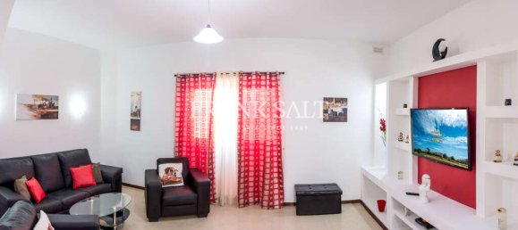 5 bedrooms Villa in Rabat, Malta No. 3745 16