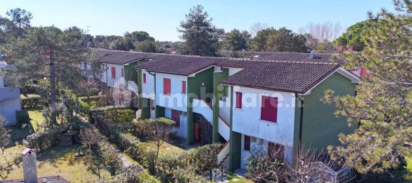 2 bedrooms Apartment in San Michele al Tagliamento, Italy No. 128009 3