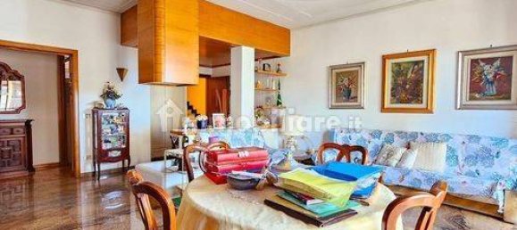 5 Schlafzimmer Wohnung in Loano, Italy, Nr. 211513 3