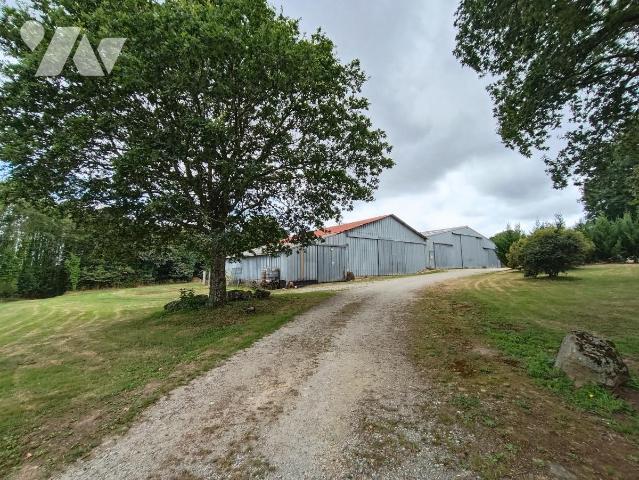  قطعة أرض في Malguenac, France رقم 335592