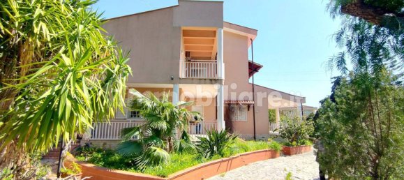 Вилла с 4 спальнями в Палермо, Италия № 215983 3