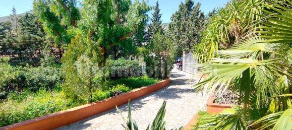 Вилла с 4 спальнями в Палермо, Италия № 215983 23