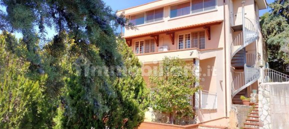 Вилла с 4 спальнями в Палермо, Италия № 215983 11