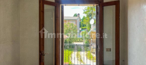 Дом с 2 спальнями в Монтебеллуна, Италия № 275169 16