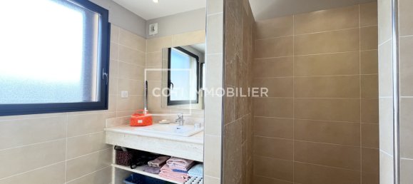 Apartamento de 2 dormitorios en Propriano, France No. 222405 10
