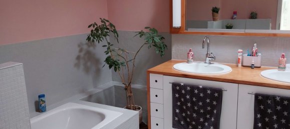 Adosado de 3 dormitorios en Reutlingen, Germany No. 242347 9