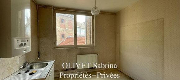 2 bedrooms Apartment in Elbeuf, France No. 311595 2