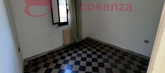 5 rooms House in Cosenza, Italy No. 157515 11
