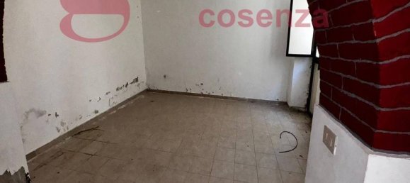 5 rooms House in Cosenza, Italy No. 157515 5