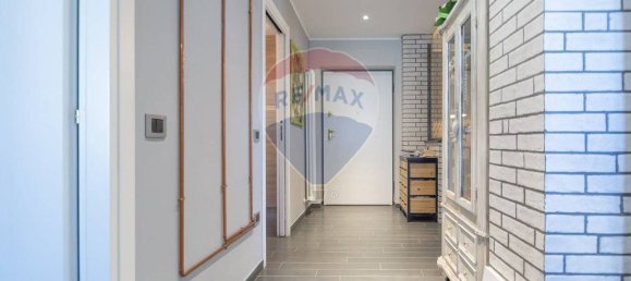 3 bedrooms Apartment in Chieti, Italy No. 379836 3