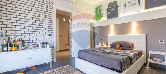 3 bedrooms Apartment in Chieti, Italy No. 379836 15