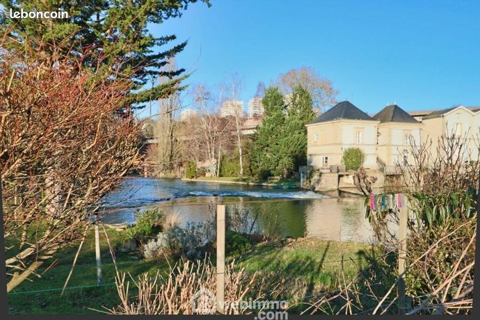 Apartamento de 2 dormitorios en Poitiers, France No. 313243