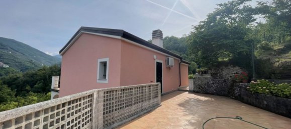 3 rooms Villa in Cogorno, Italy No. 193417 43