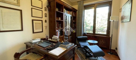 3 bedrooms Apartment in Monza, Italy No. 167278 16