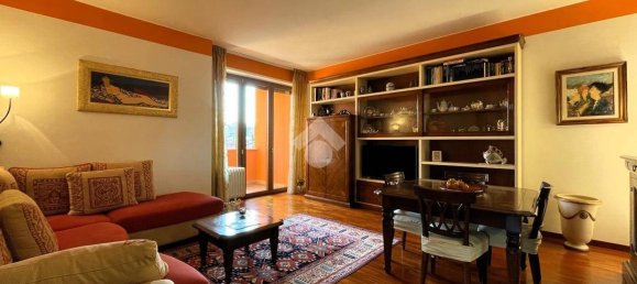 3 bedrooms Apartment in Monza, Italy No. 167278 3