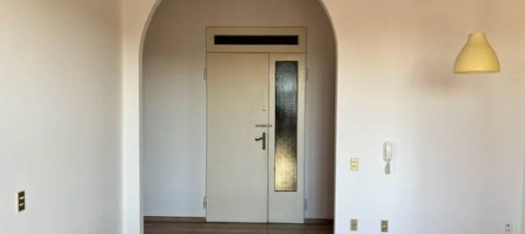 4 rooms Apartment in Vinci, Italy No. 38008 11