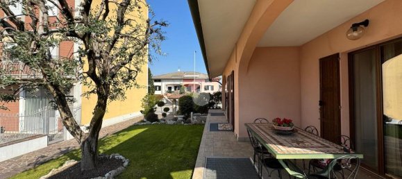 4-Zimmer Villa in Madone, Italy, Nr. 14786 12