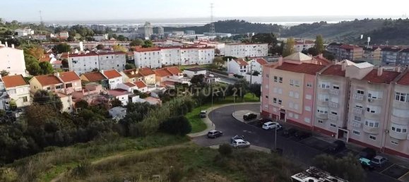 143000m² Land in Vialonga, Portugal No. 120147 3