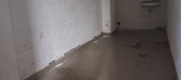 12m² Garage in Savona, Italy No. 279082 3