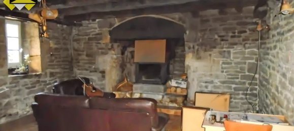 3 bedrooms House in Guiscriff, France No. 197405 4