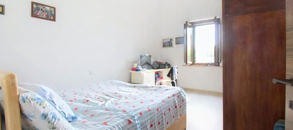 5 bedrooms Apartment in San Giuliano Terme, Italy No. 374598 10