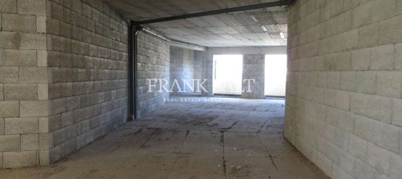 Oficina en Mosta, Malta 180 m² No. 11806 11