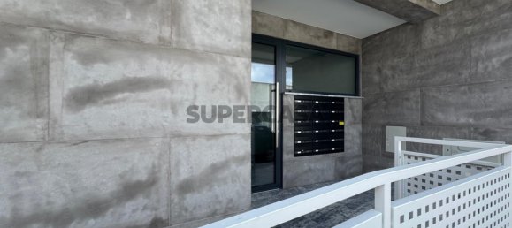 2 bedrooms Apartment in Samora Correia, Portugal No. 158054 2