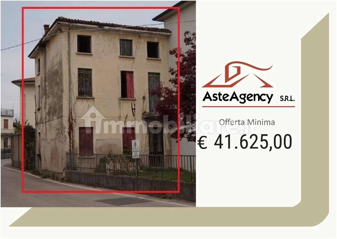 Casa de 2 dormitorios en Marano Vicentino, Italy No. 367696