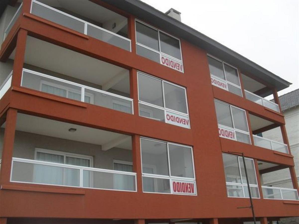 2 bedrooms Apartment in Mar del Plata, Argentina No. 77495