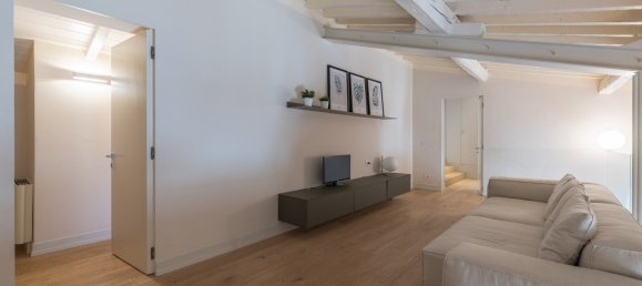 4 bedrooms Penthouse in Florence, Italy No. 169046 17