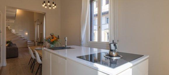 4 bedrooms Penthouse in Florence, Italy No. 169046 8