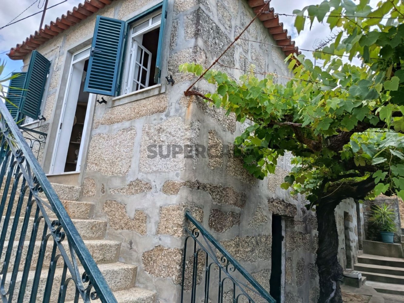 2 bedrooms House in Baltar, Portugal No. 244095