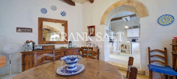 Дом с 4 спальнями в Зеббудж, Мальта № 1288 10