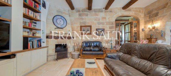 Дом с 4 спальнями в Зеббудж, Мальта № 1288 7